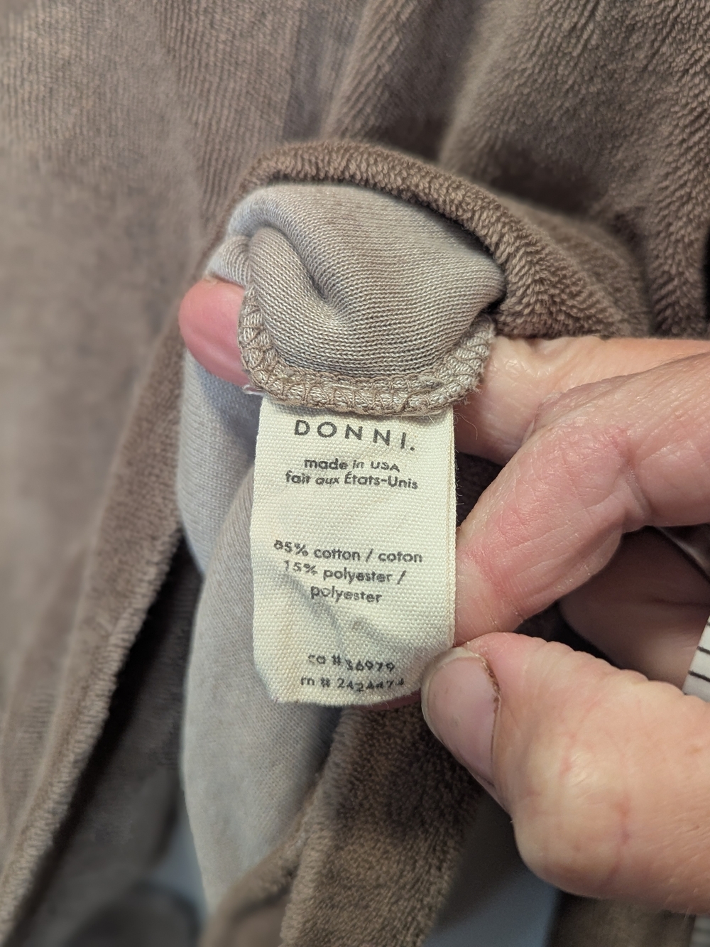 Beyond Yoga X Donni Terry Henley Taupe Button-Front Crewneck Sweatshirt Large - Picture 5 of 5